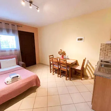 Lavender Aparthotel *