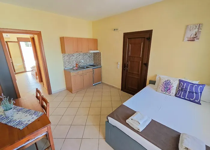 Aparthotel Lavender 3*